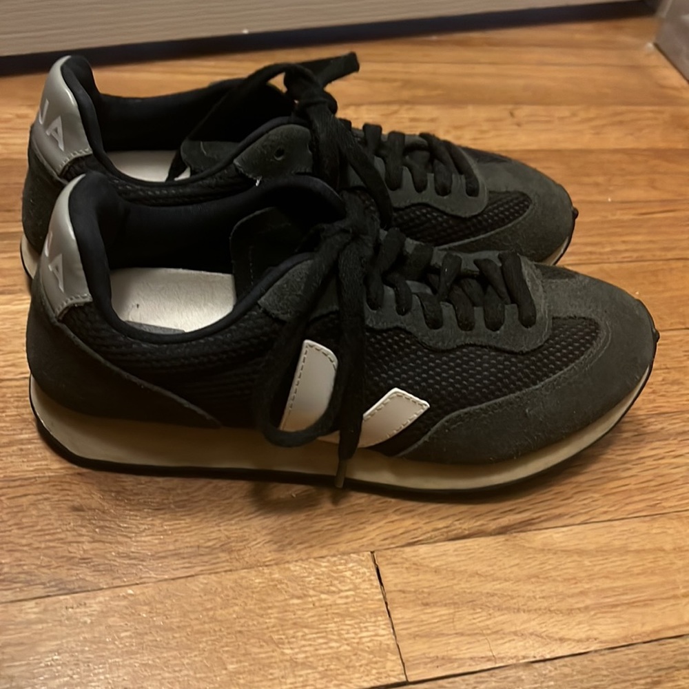 Veja Rio Branco Sneakers